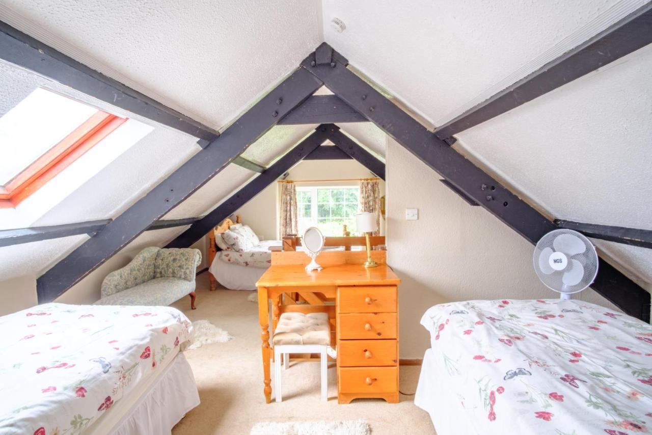 Lakeside Cottage Carmarthen Bagian luar foto